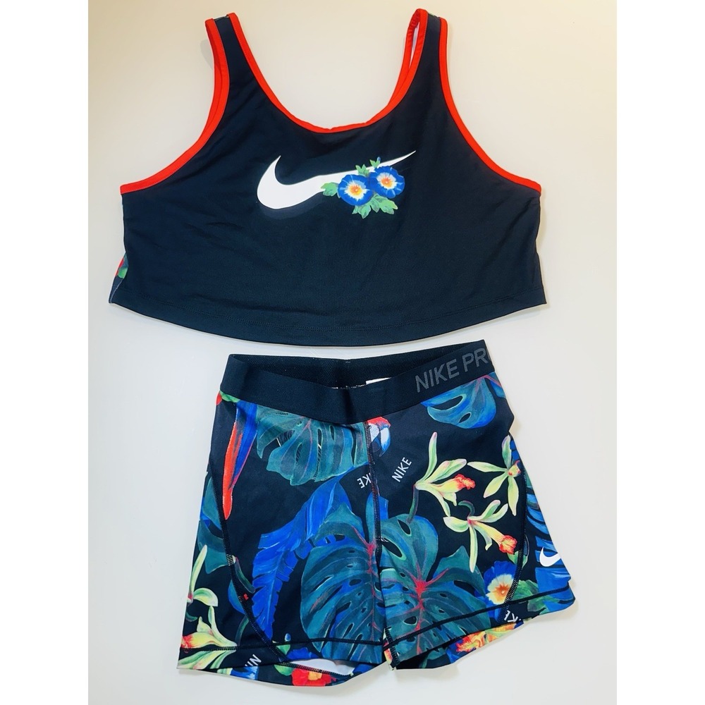 Set of 2 NIKE Hyper Femme Tropical Floral Cropped Top + Tight Fit Shorts Sz M